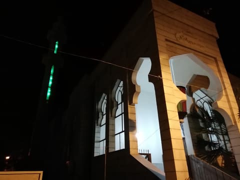 Omar Bin Al-Khatab Mosque — photograph 2