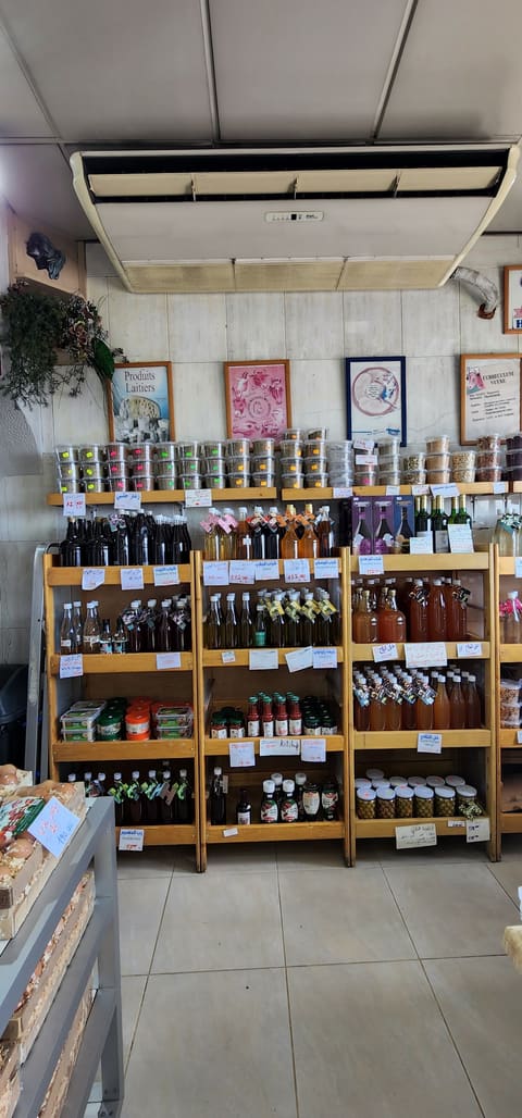 Hadwane Dairy Products — photograph 2