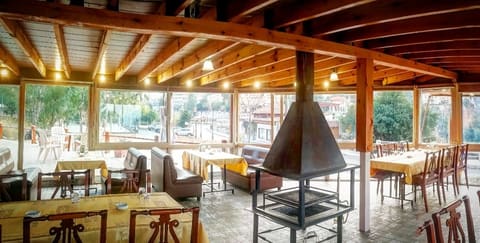 Resto Heresh — photograph 4