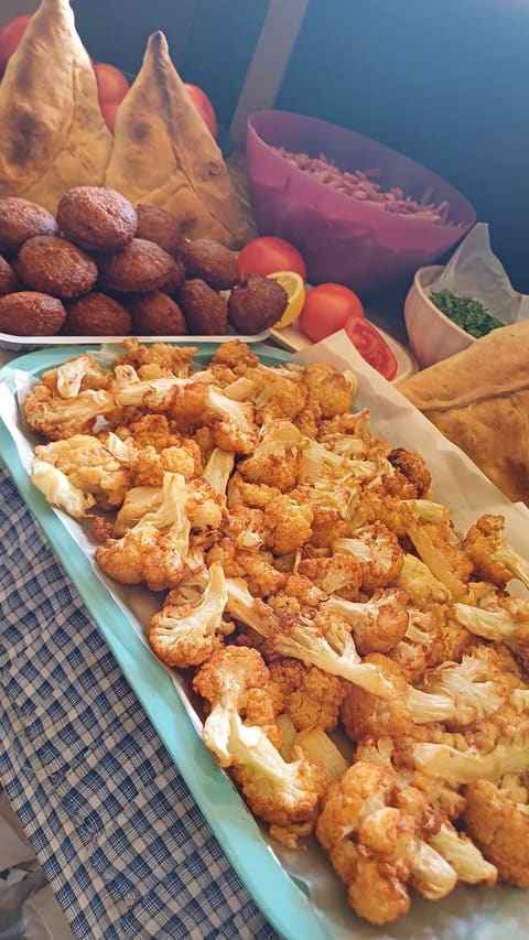 Falafel wa Manakish Jean — photograph 2