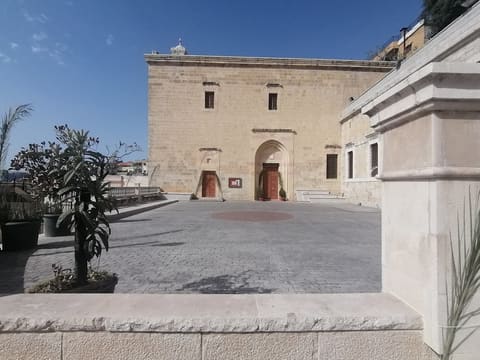 Saint Maron Church Jezzine — photograph 2