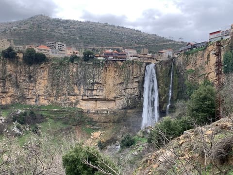 Jezzine Waterfall — photograph 2