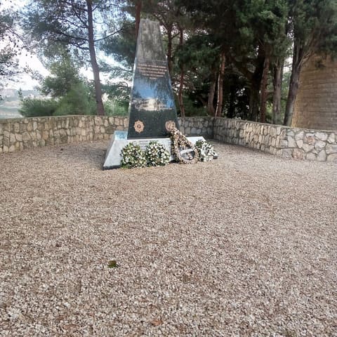 Tebnine Memorial Garden — photograph 5