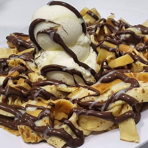 Crepe In — photograph 3
