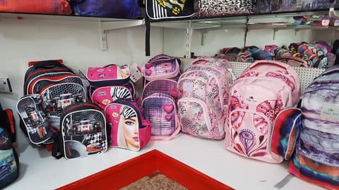 Nadine - Stationery Store — photograph 4