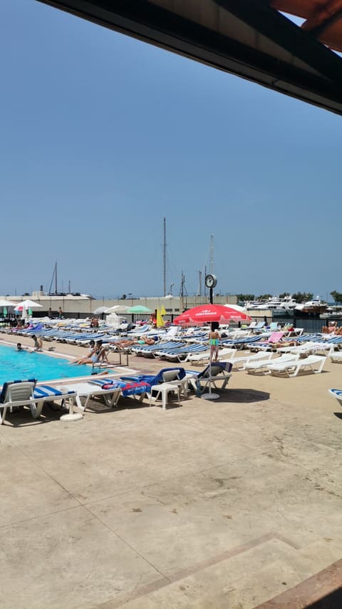 Military Club Marina — photograph 5