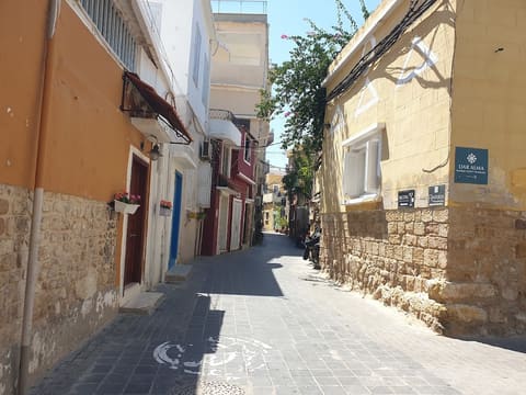 Marfa Al Sayyadeen - Sour — photograph 5