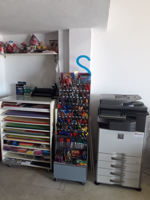 Click to Print shop & Library — photograph 2