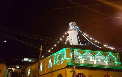 Mosque — photograph 2