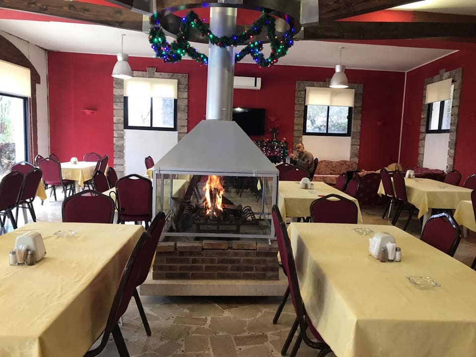 Walid Moubayed Restaurant