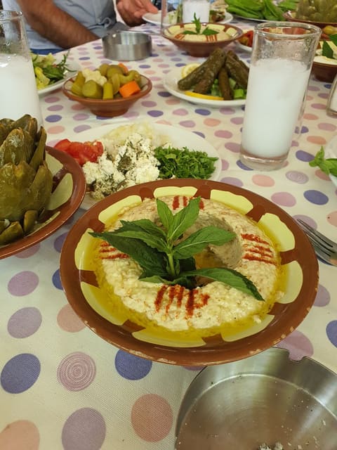 Walid Moubayed Restaurant — photograph 2