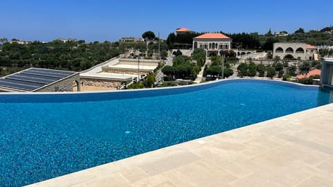 Domaine Des Oliviers - Guesthouse in Lebanon. — photograph 3