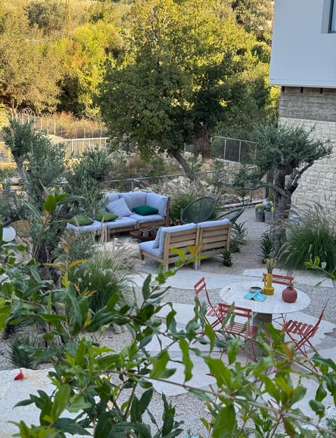 SOWK Guesthouse | Smar Jbeil, Batroun — photograph 3