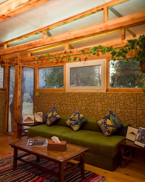 La Cachette Verte Treehouse — photograph 5