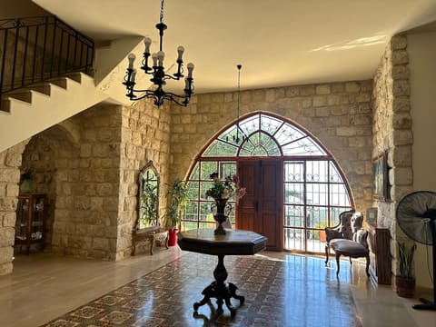 Villa De Las Flores — photograph 6