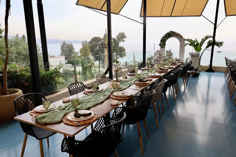 Set Mona Restaurant