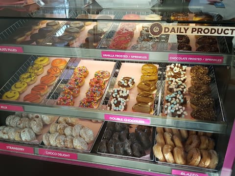 Dunkin' Donuts — photograph 5