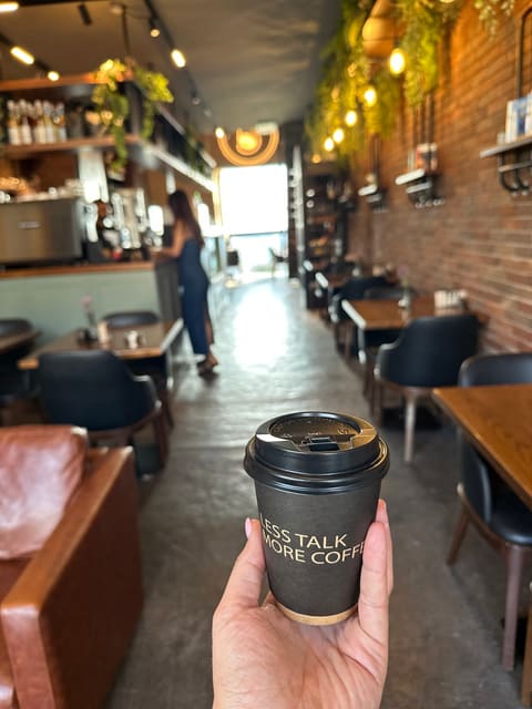 5 Beans Coffee Shop — photograph 6
