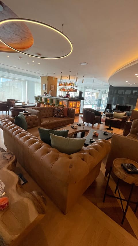 The Tasting Room - The Ring Cigar Lounge — photograph 2