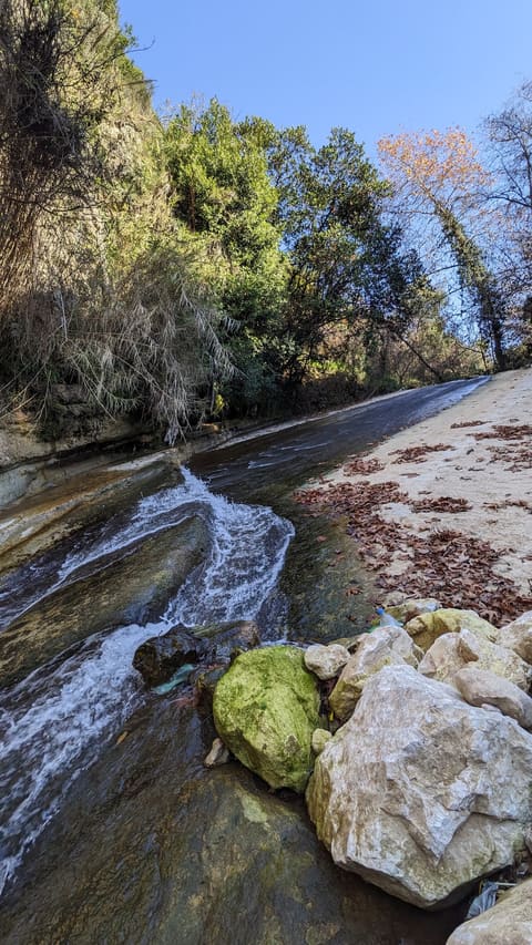 Ghazir Valley — photograph 3