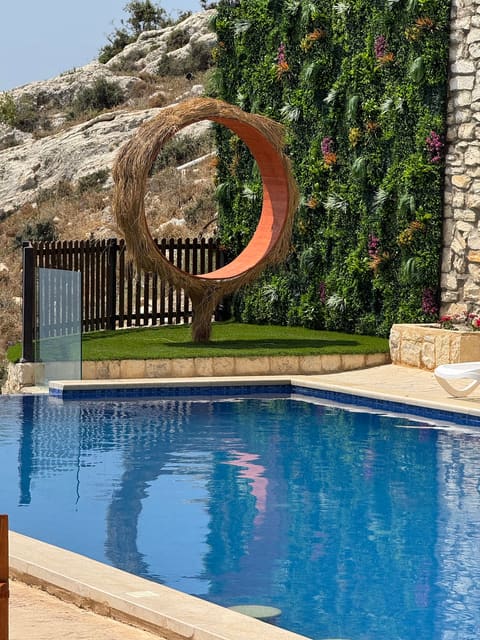 Pool and Cool — photograph 3