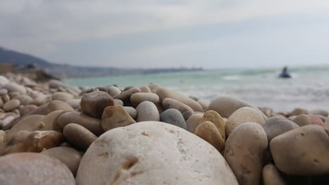 Donna Maria - Beach — photograph 4