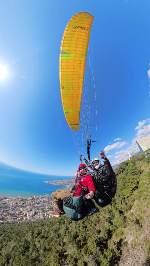 PARAGLIDING - EXIT TO NATURE — photograph 2