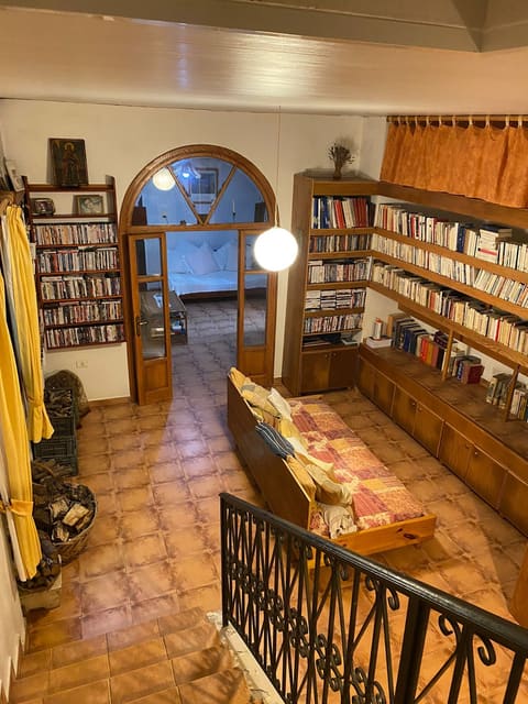 Dimitriades Guest House — photograph 5