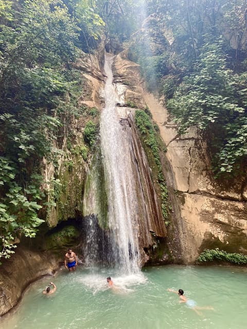 Yahchouch waterfalls entrance — photograph 5