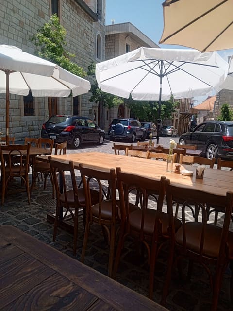 PIAZZA 1140 — photograph 2