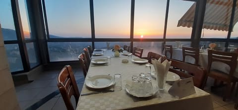 Kasr al Wadi - Restaurant — photograph 4