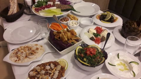 Al Wissam Restaurant — photograph 4