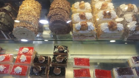 Patisserie Iyad Issam Al Aridi — photograph 2