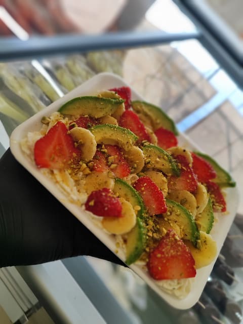 Yasmina Ice Cream — photograph 6