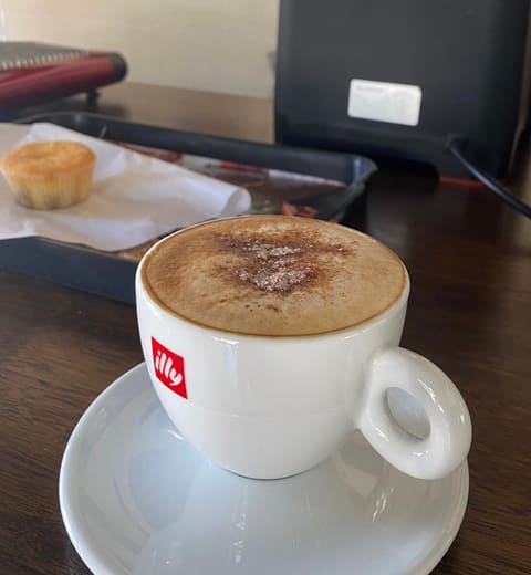 Mood Coffee Shop — photograph 2