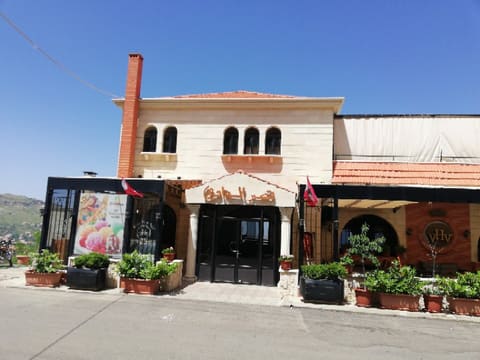 Valley View Hotel - Hammana — photograph 5