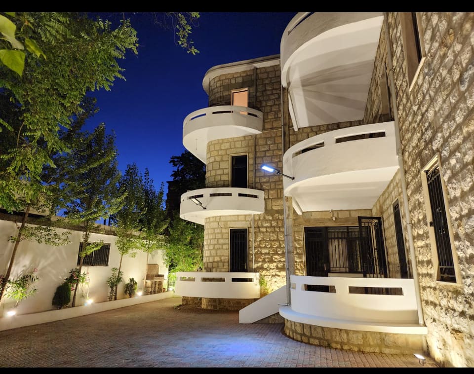 Metropole suites