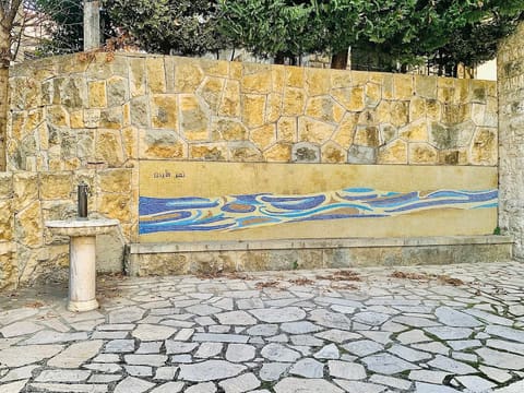 Mar Youhanna Church — photograph 3