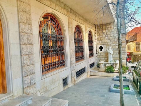 Al Mokhales Church — photograph 4