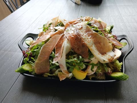 Fresh Bites — photograph 2