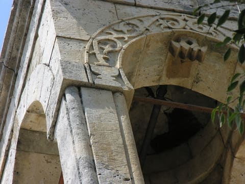 St. Georges - Church — photograph 3