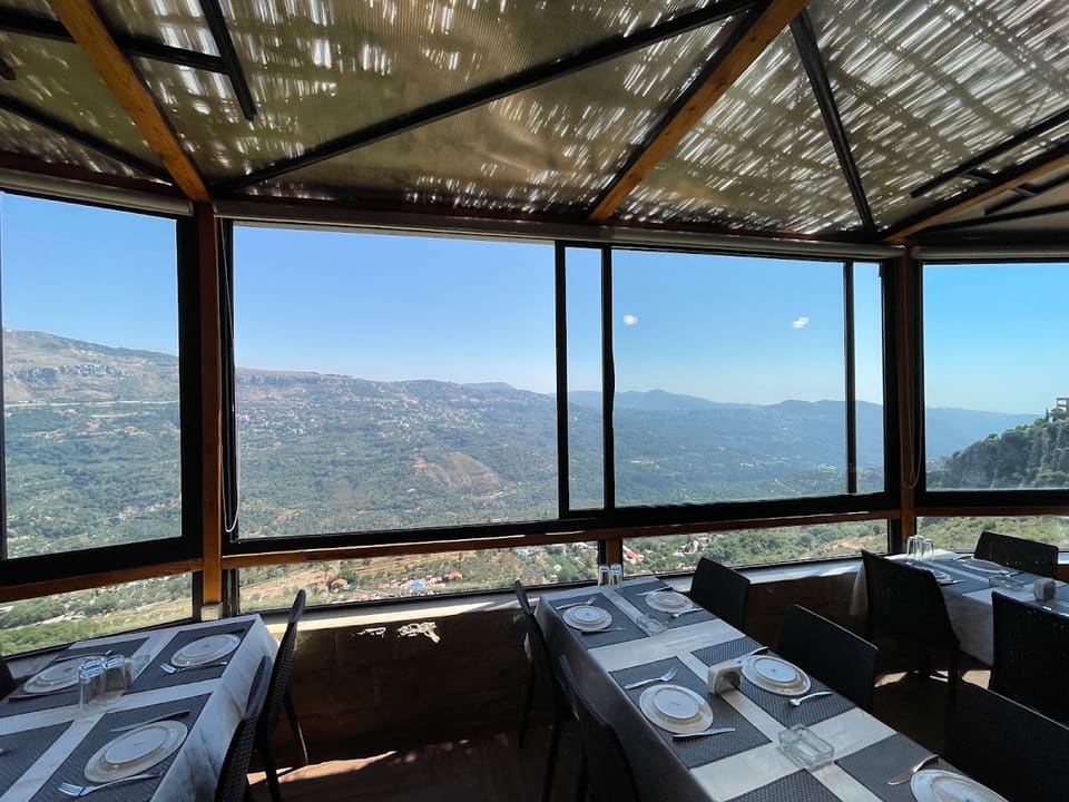 Jiddu La Milhem Restaurant