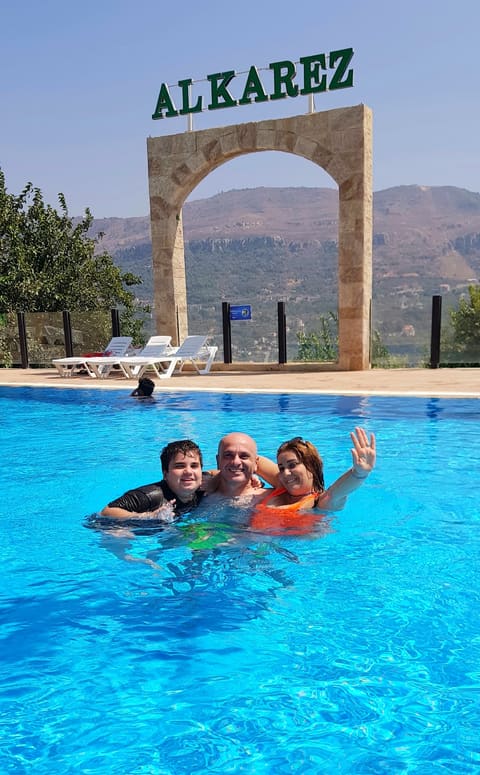 AL KAREZ resort - Kafarmatta — photograph 3