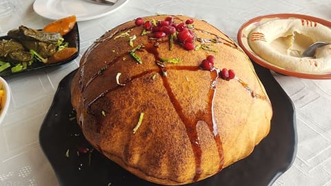 Mastabeh Restaurant — photograph 5