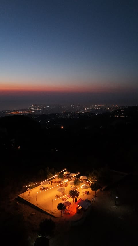 City view cafee — photograph 3