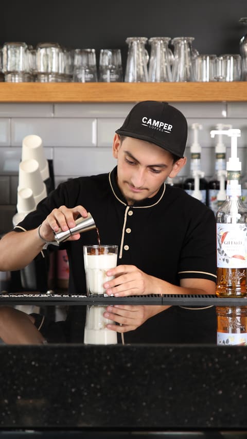CAMPER COFFEE — photograph 3
