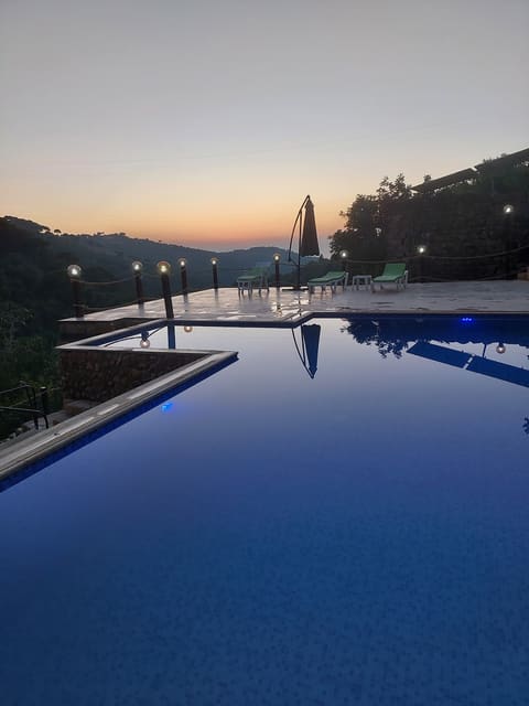 Mountain pool — photograph 6