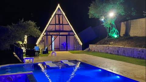 A-LODGE private pool house — photograph 4