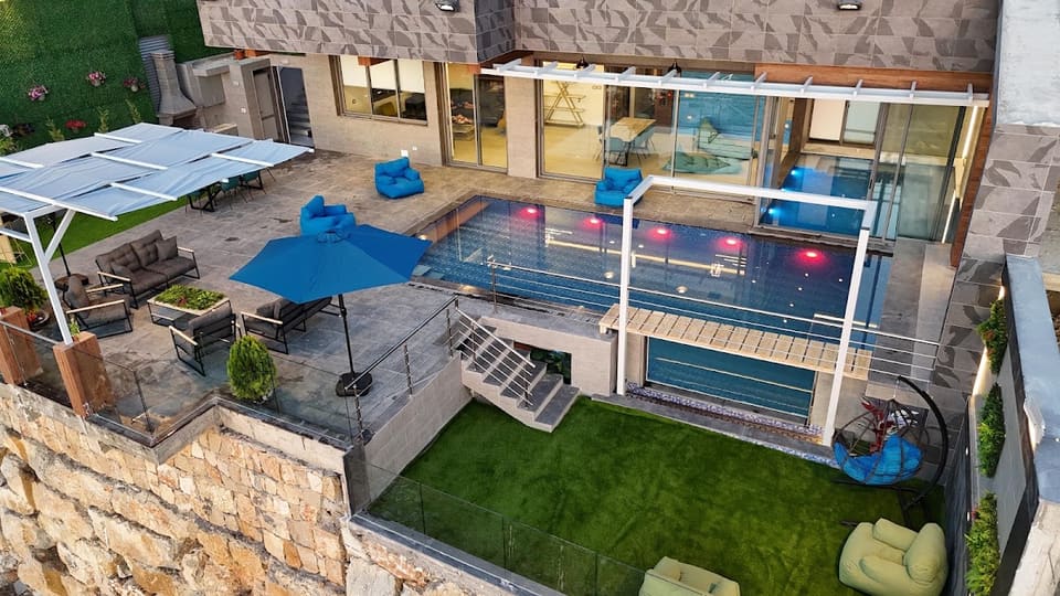 Miramar-guesthouse-privatepool