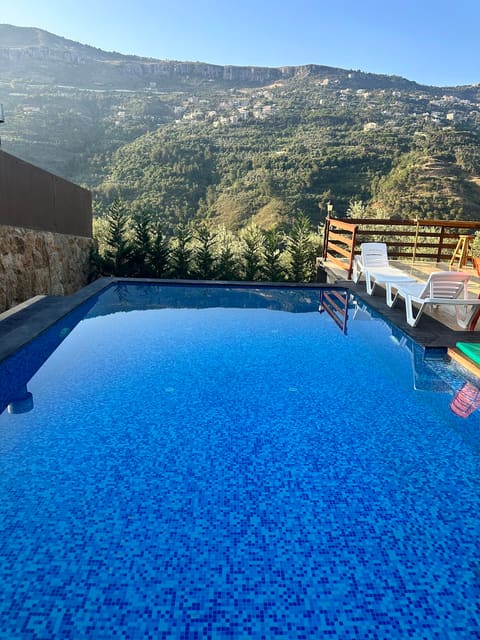Hideaway private pool — photograph 4